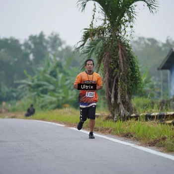 Runner Photo 8035943