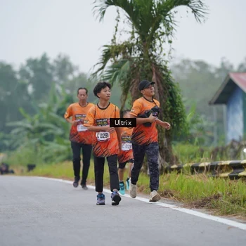 Runner Photo 8036087