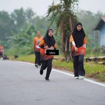 Runner Photo 8036100