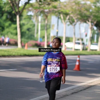 Runner Photo 8036261