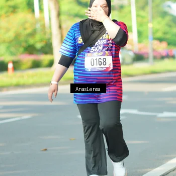 Runner Photo 8036350