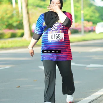 Runner Photo 8036351