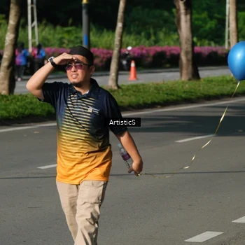 Runner Photo 8036415