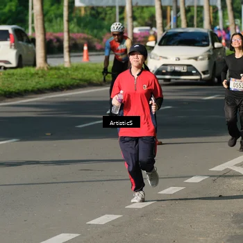 Runner Photo 8036474