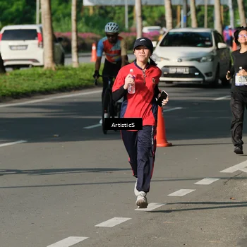 Runner Photo 8036479