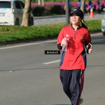 Runner Photo 8036481