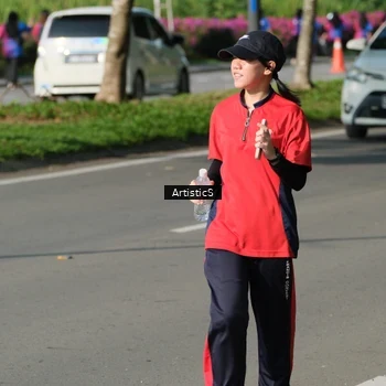 Runner Photo 8036521