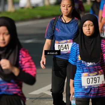 Runner Photo 8036654