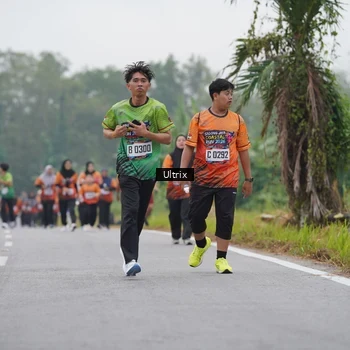 Runner Photo 8036714