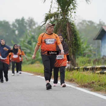 Runner Photo 8036825