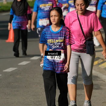 Runner Photo 8036840