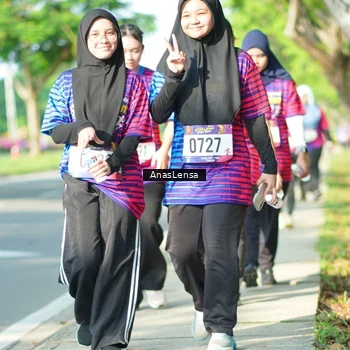 Runner Photo 8037015