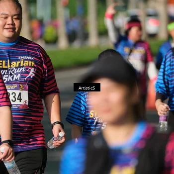 Runner Photo 8037039
