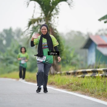 Runner Photo 8037459