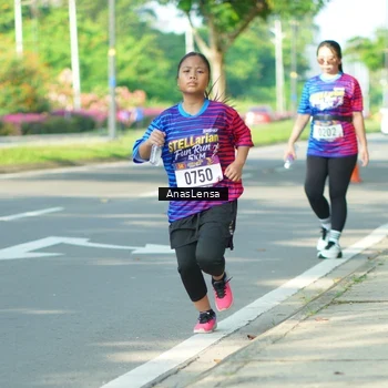 Runner Photo 8037544