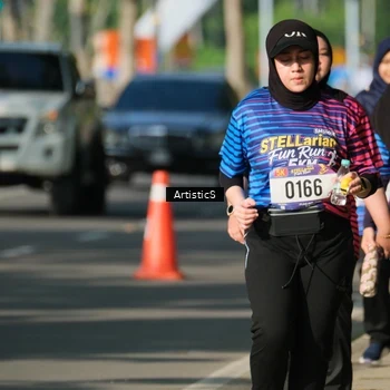 Runner Photo 8037879