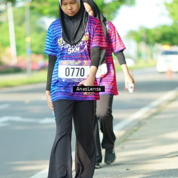 Runner Photo 8038183