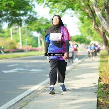 Runner Photo 8038358