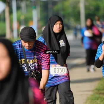 Runner Photo 8038704