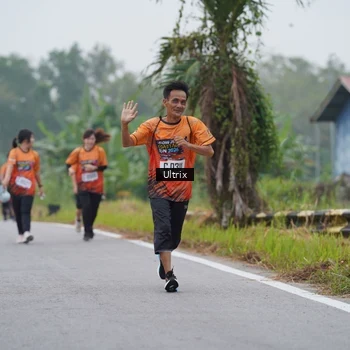 Runner Photo 8038789