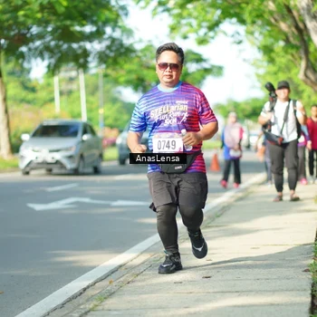Runner Photo 8038922