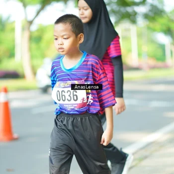 Runner Photo 8038993