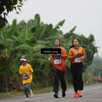 Runner Photo 8039011