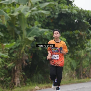 Runner Photo 8039070