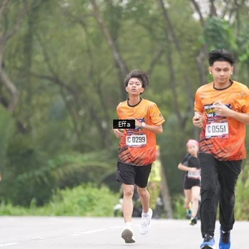Runner Photo 8039287