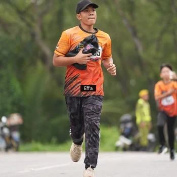 Runner Photo 8039404