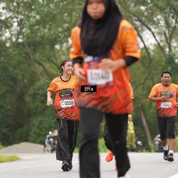 Runner Photo 8039430