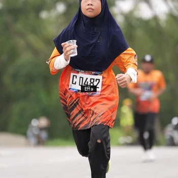 Runner Photo 8039457