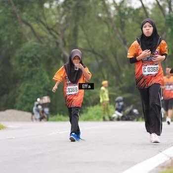 Runner Photo 8039498