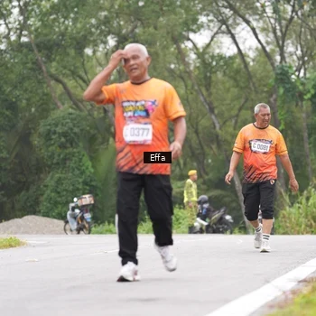 Runner Photo 8039540