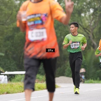 Runner Photo 8039542