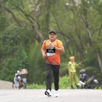 Runner Photo 8039603