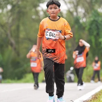 Runner Photo 8039646