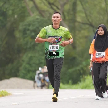 Runner Photo 8039660