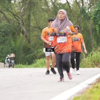 Runner Photo 8039699