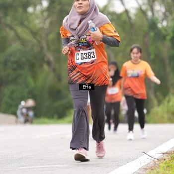 Runner Photo 8039701