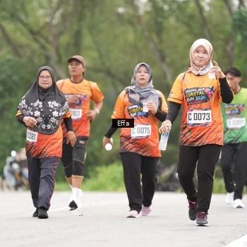 Runner Photo 8039746