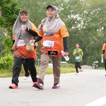Runner Photo 8039759