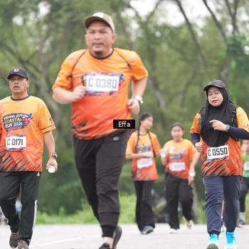 Runner Photo 8039874