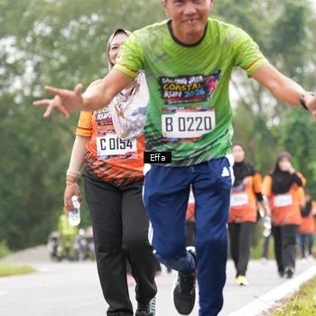 Runner Photo 8039909