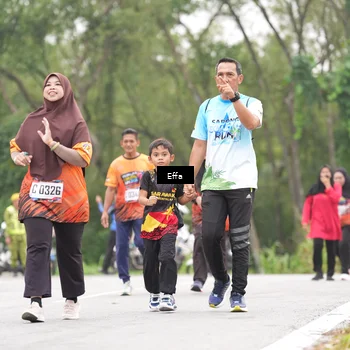 Runner Photo 8039936