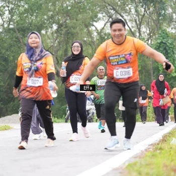 Runner Photo 8039955