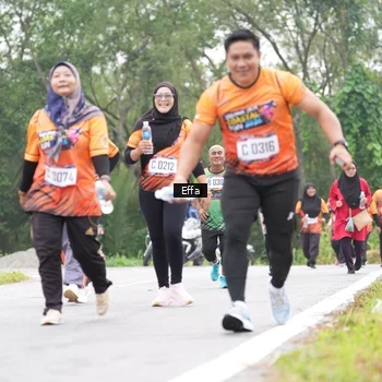 Runner Photo 8039957