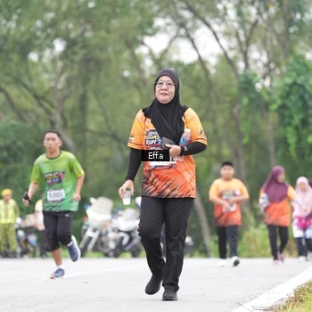 Runner Photo 8040000