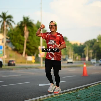 Runner Photo 8040095