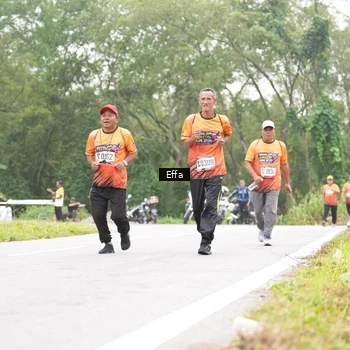 Runner Photo 8040120